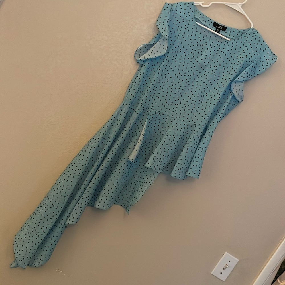 LNV woman’s blouse size XL
